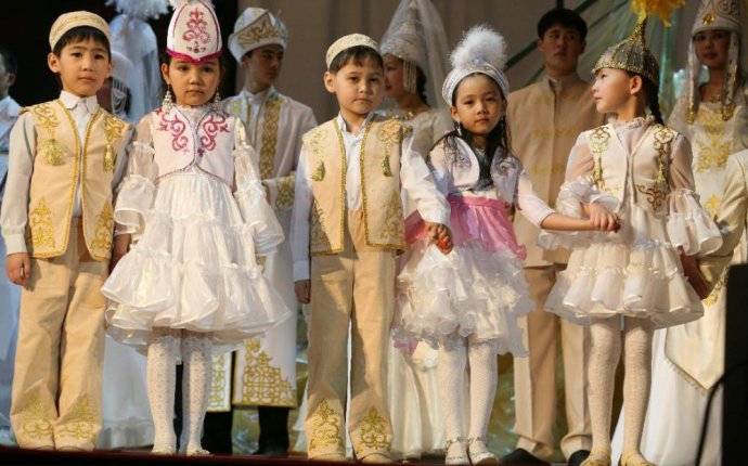 Национальная Одежда Казахстана Кратко